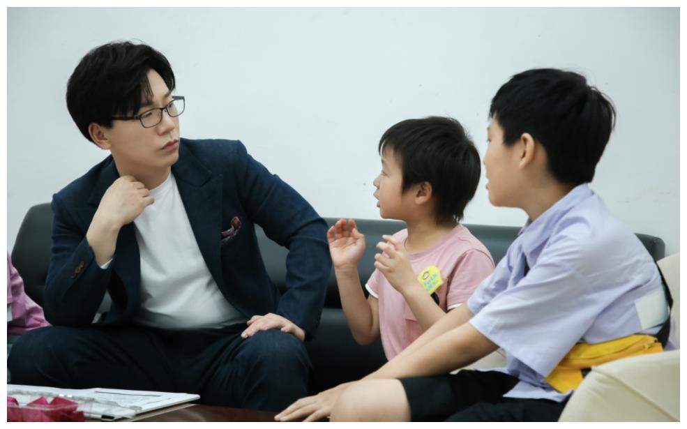 陈铭孩子陈铭孩子，探寻星二代的成长轨迹
